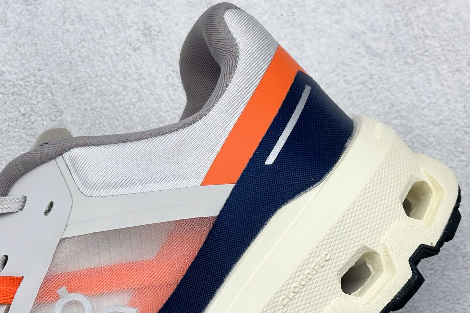 ON Cloudstratus White/Orange - Sneakers - Image 9