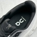 ON Cloudmonster White/Black – Sneaker