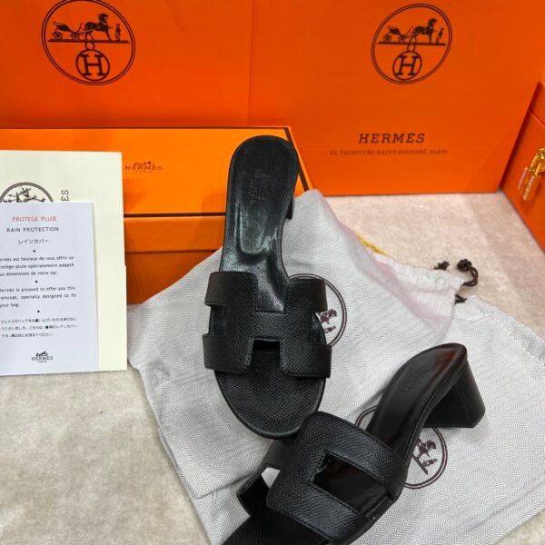HM Oran Sandals - Sandals