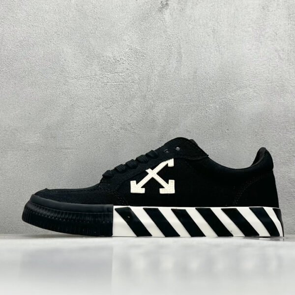 OW Vulcanized Low Top - Sneakers