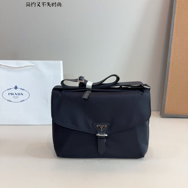 PR Re-Nylon Messenger - Bag