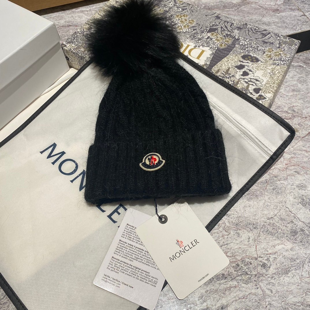 MCL Pom Pom Beanie Wool - Hat - Image 2