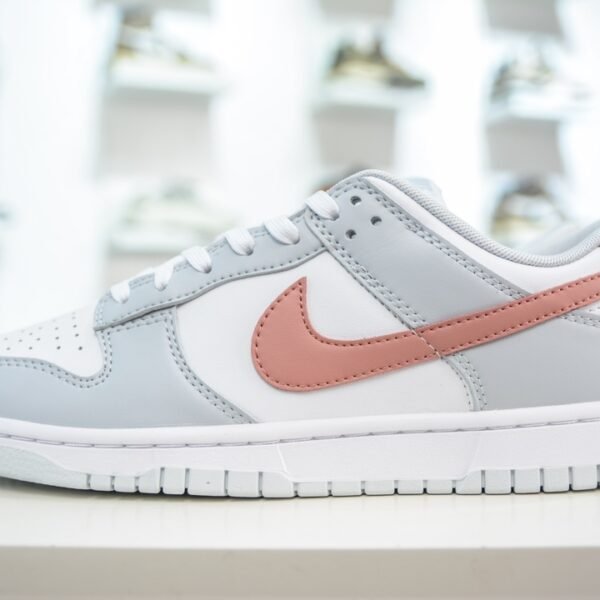 NK Dunk Low - Sneakers