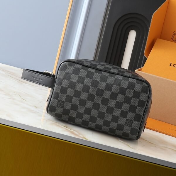 LV Toiletry Pouch 26 - Bag