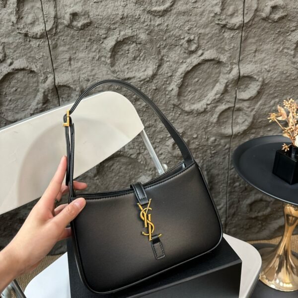 YSL Le 5 à 7 Hobo Black Leather - Bag