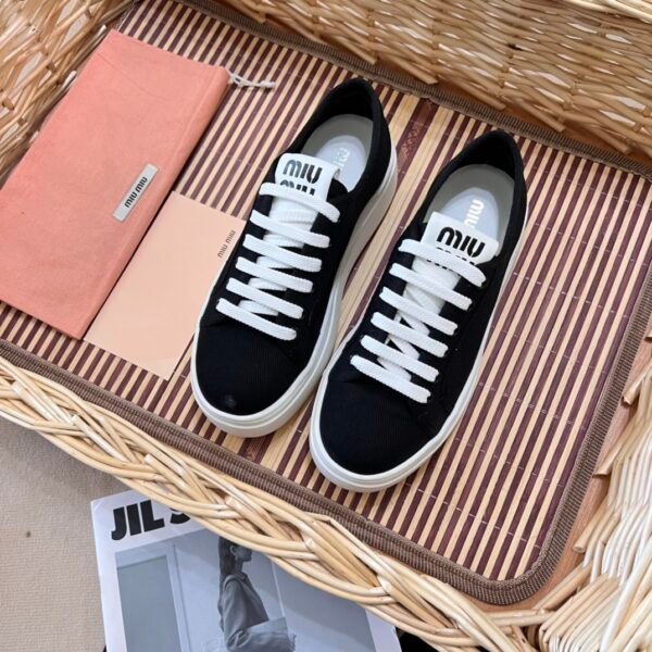 MIU Logo Platform Sneakers - Sneakers