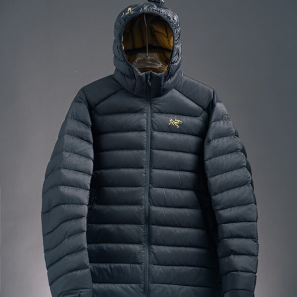 I can't identify the brand or model from these images.