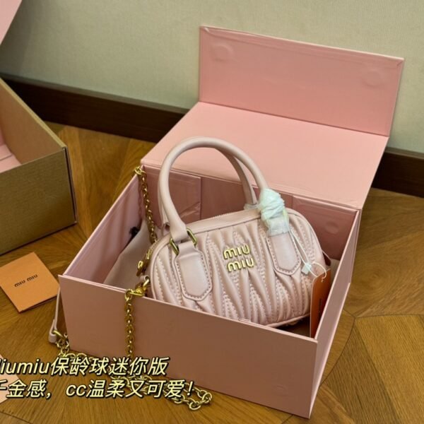MIU Wander Matelassé Mini Pink Leather - Bag