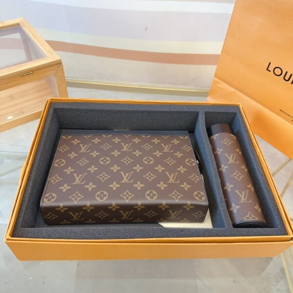 LV Pochette Voyage - Bag