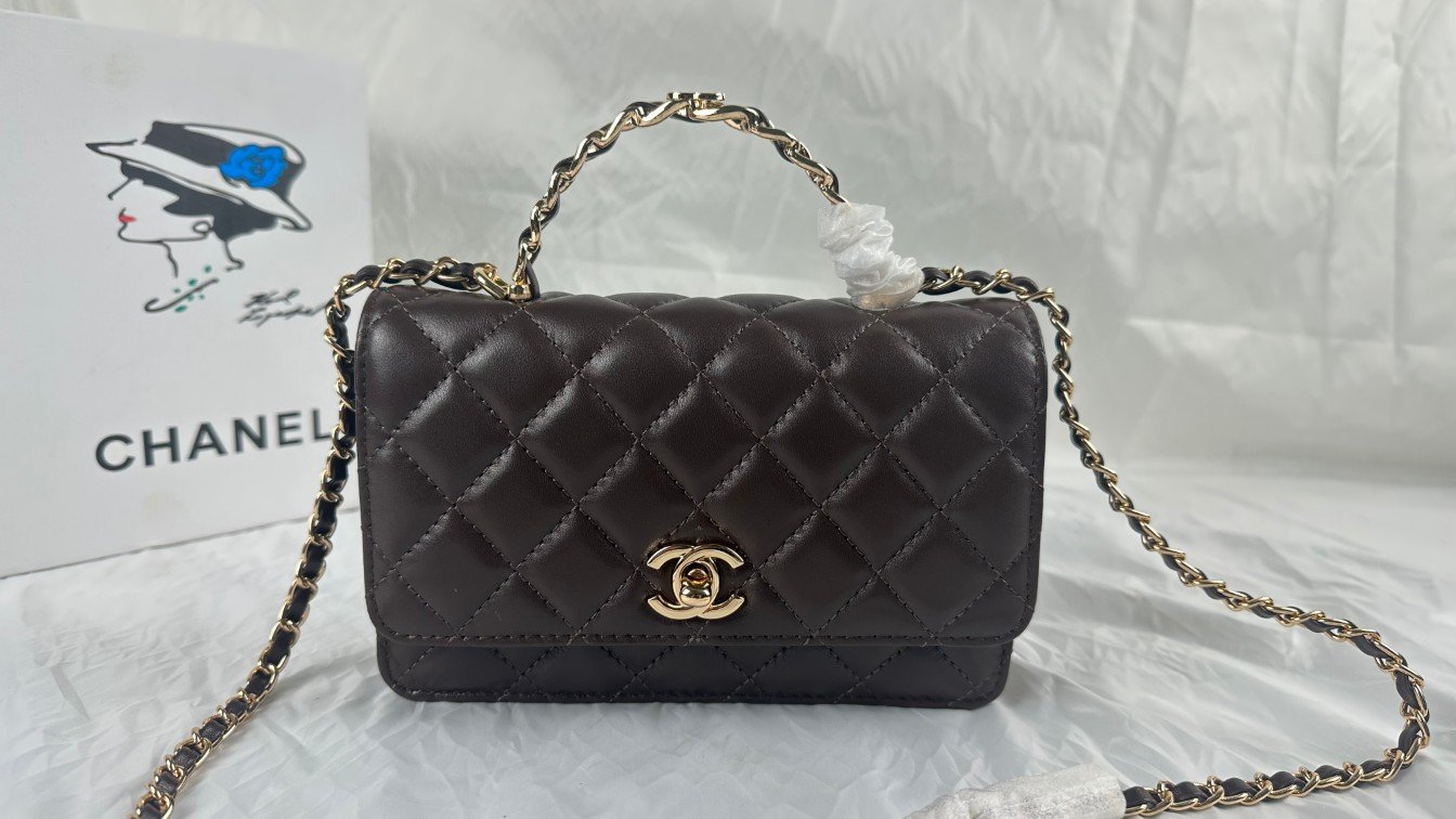 CC Classic Flap Small Lambskin - Bag - Image 4
