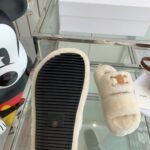 CEL Triomphe Shearling Slides Cream Shearling – Slide