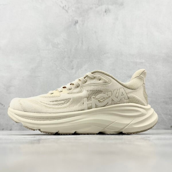 I don't know who this is.
NK Clifton 9 - Sneakers