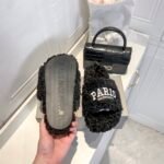 BAL Paris Fuzzy Slippers – Slides