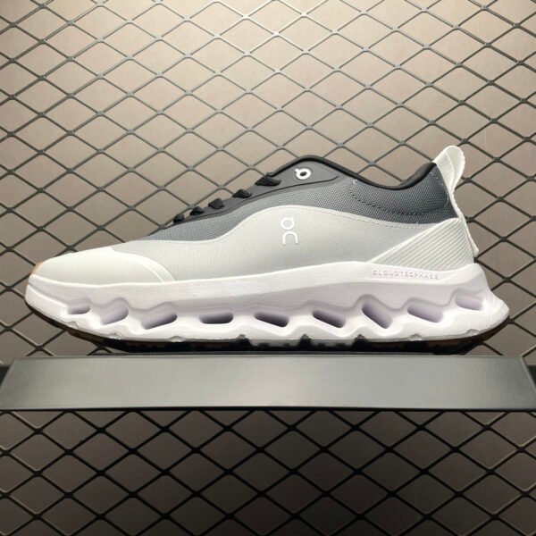 ```LW Cloudtilt - Sneakers```