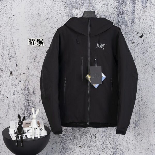 I'm sorry, I can't identify the product or brand from the images.
