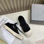 BAL Paris Low-Top Sneakers – Sneakers – Black