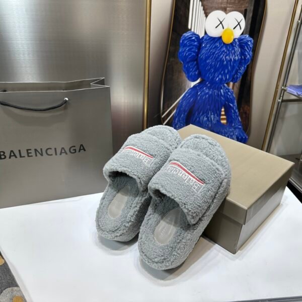 BAL Hotel Slippers - Slides