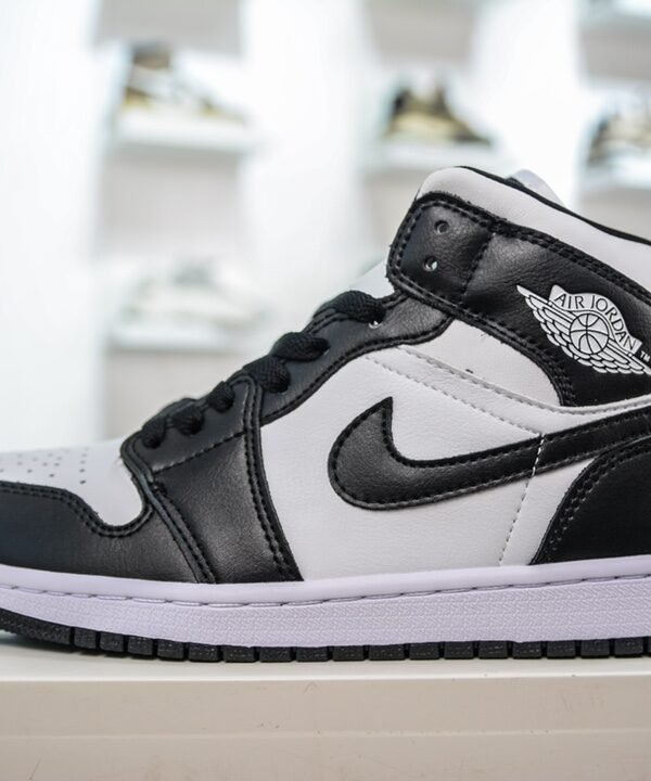 NK Air Jordan 1 Mid – Baskets – Noir