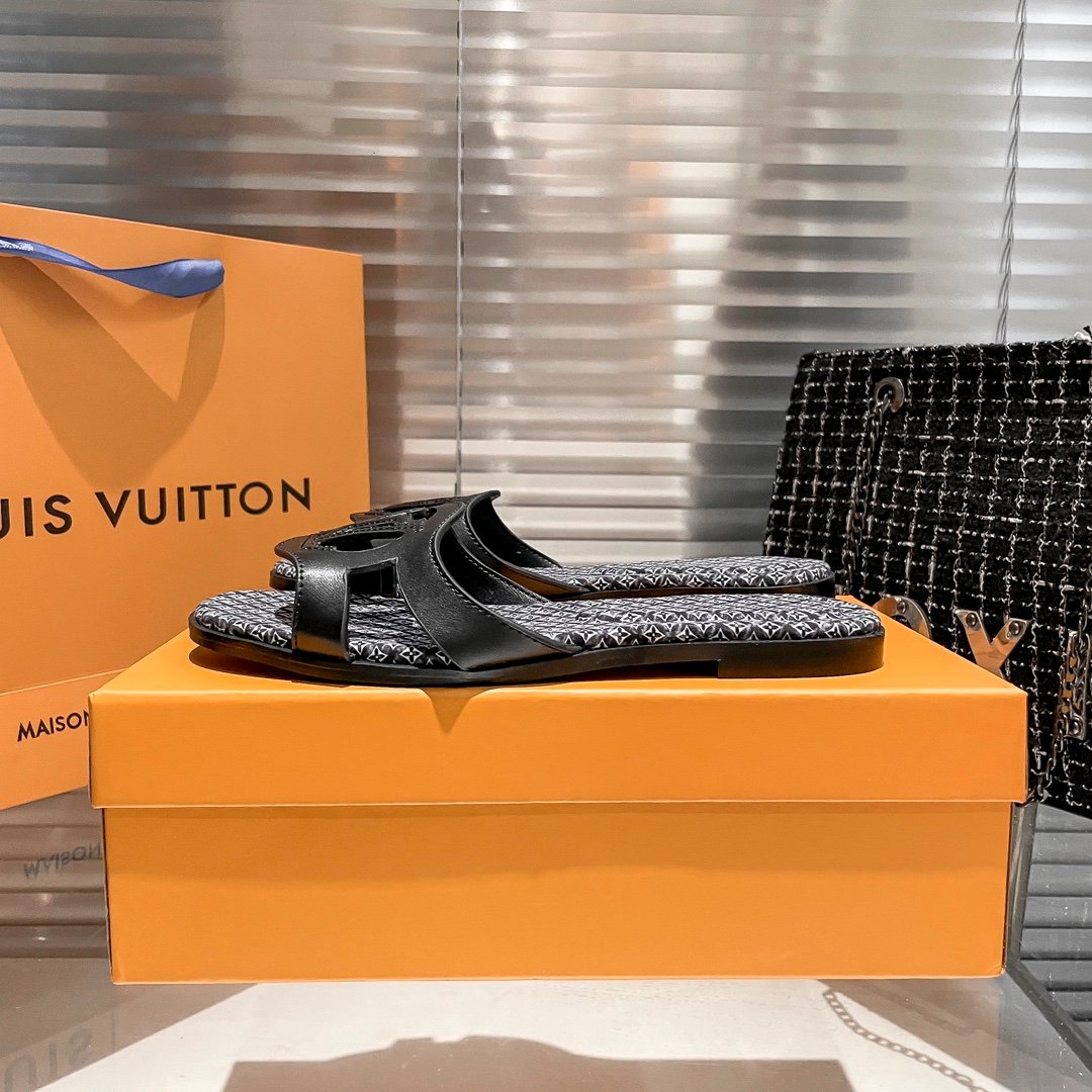 LV Paseo Flat Comfort Sandal Black/Monogram - Sandals - Image 4