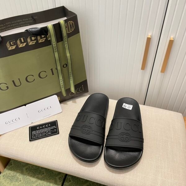 GG Pursuit - Slides