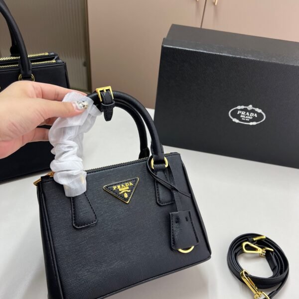 PR Galleria Small Black Leather - Bag