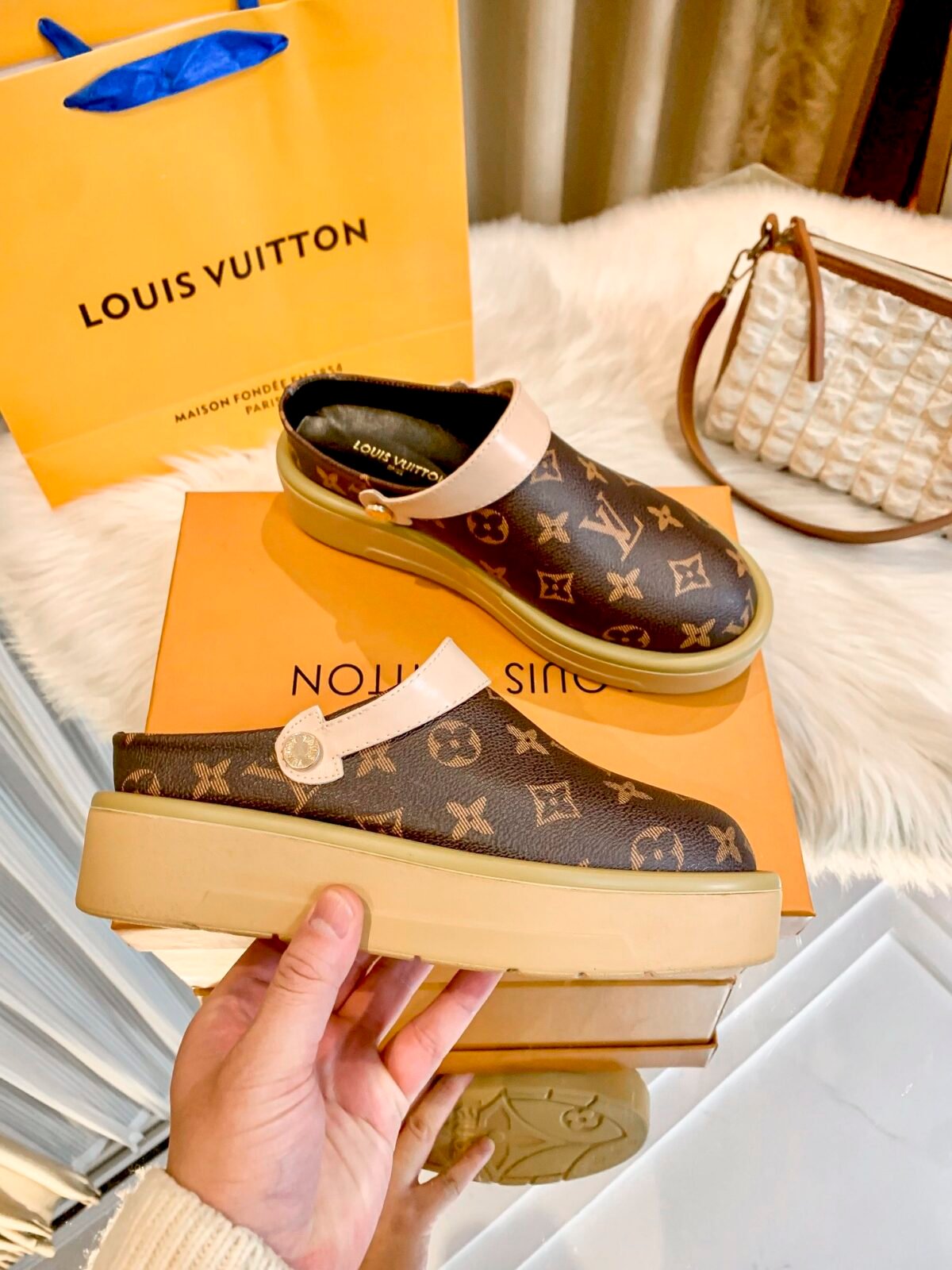LV Pool Pillow Comfort Mule Monogram – Shoes — 4