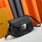 LV Lockme Ever – Bag – Black