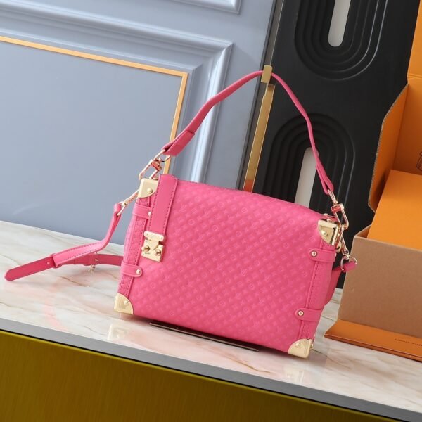 LV Petite Malle Souple - Bag