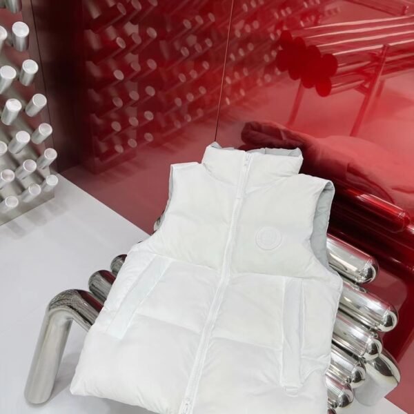 CG White Label Capsule Vest - Vest