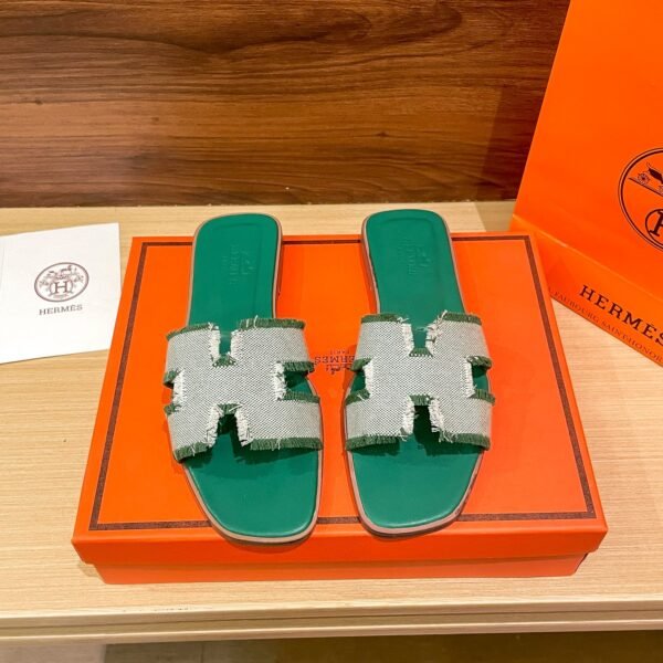 HM Oran Fringe - Sandals