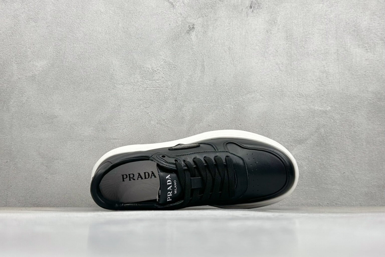 PR Downtown – Sneakers – Tan — 3