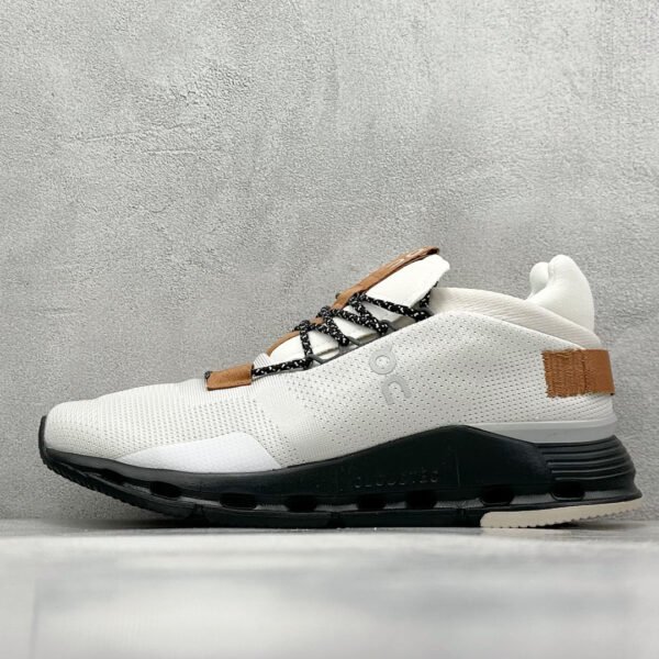 ON Cloudnova - Sneakers