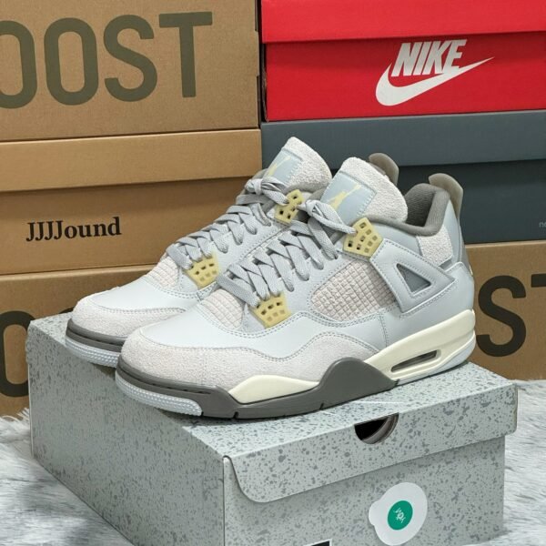 NK Air Jordan 4 Retro SE Craft 10.5 Photon Dust - Sneakers