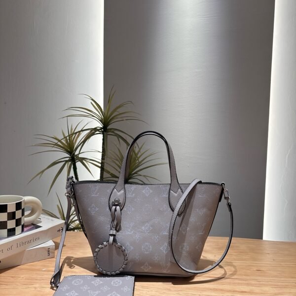 LV Onthego PM Monogram Empreinte - Bag