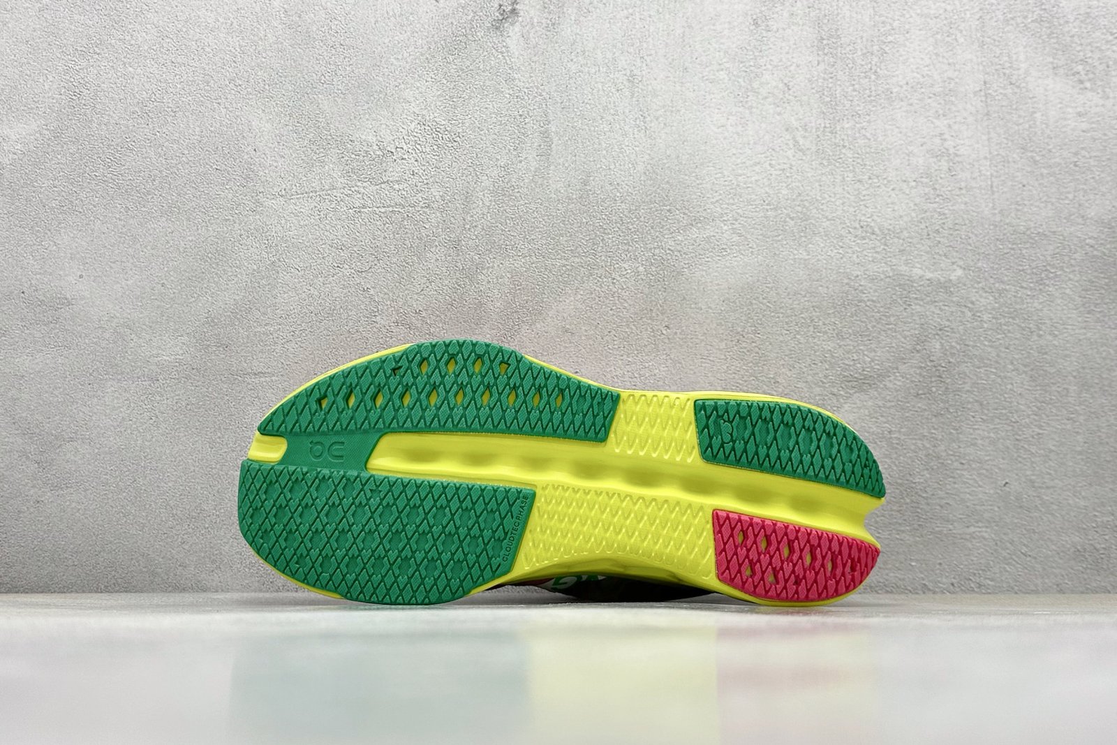 ON Cloudmonster Pink/Yellow - Sneakers - Image 4