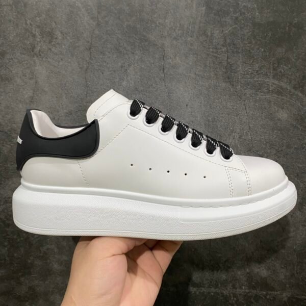 AMQ Oversized Sneakers - Sneakers