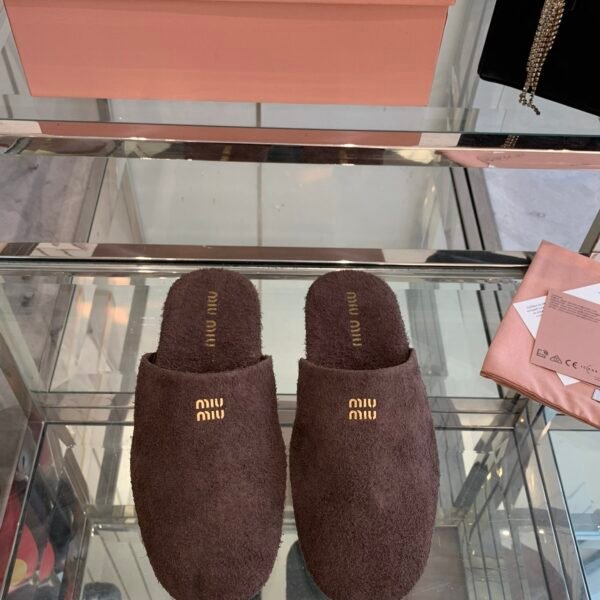 MIU Pointed Toe Slippers - Slides