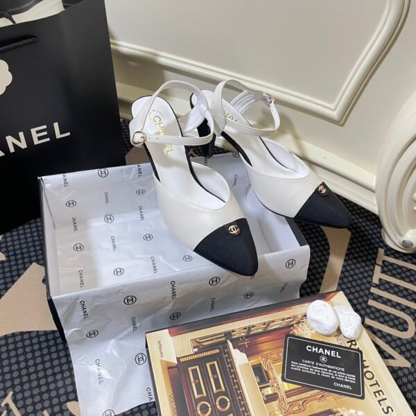 CC Slingback Pumps White/Black Leather - Heels