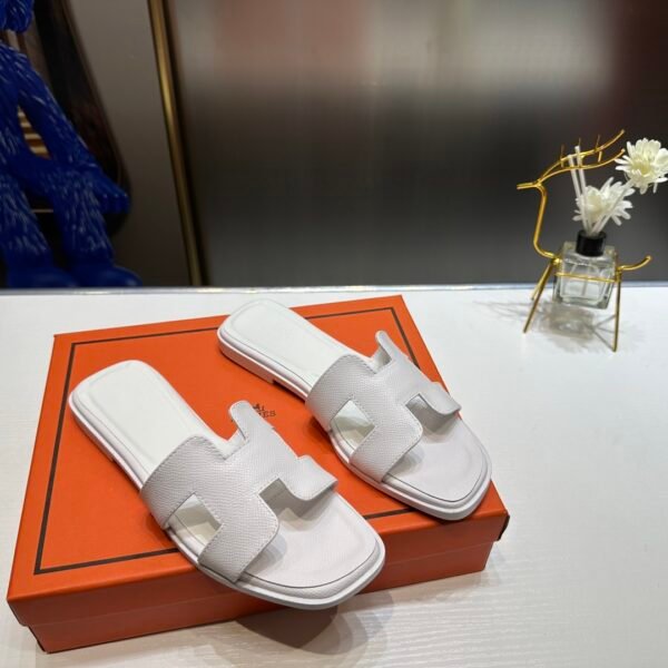 HM Oran Sandals - Sandals