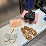 MIU Logo Embroidered Slides – Slide