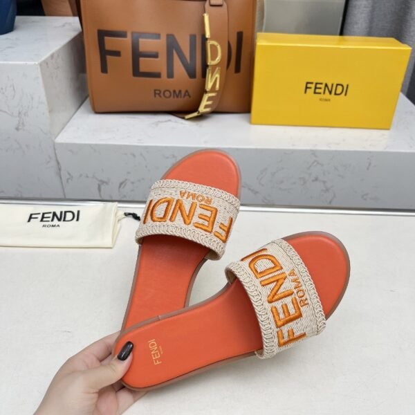 FD Roma Slide - Slides