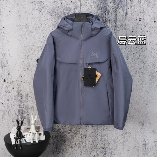 I can't identify the brand or model from these images.