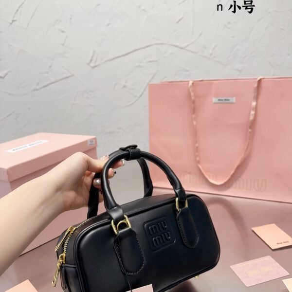 MIU Wander Matelassé Small Black Leather - Bag