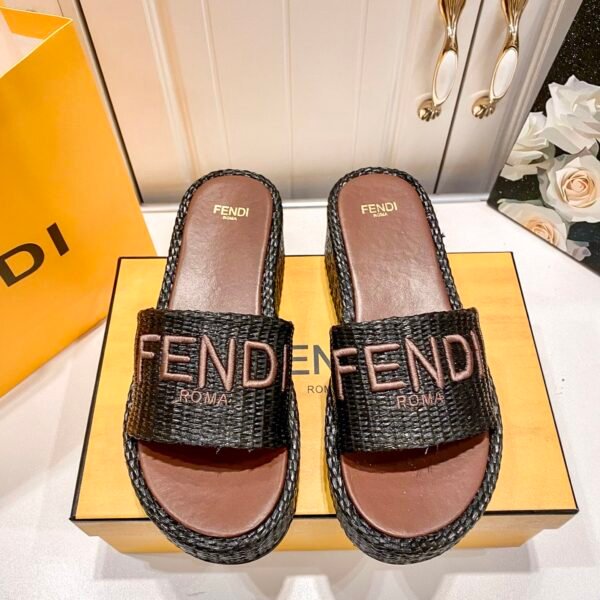 FD Colibri Wedge Black Raffia - Sandals