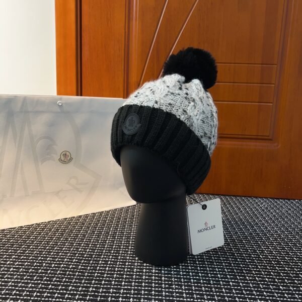 MCL Pom Pom Beanie - Hat