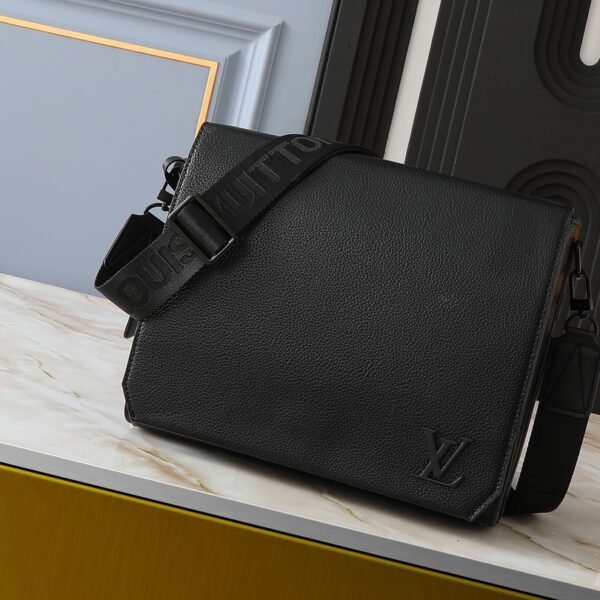 LV District PM - Bag