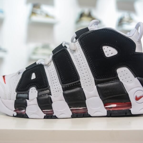 NK Air More Uptempo White/Black - Sneakers