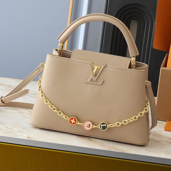 LV Capucines BB - Bag