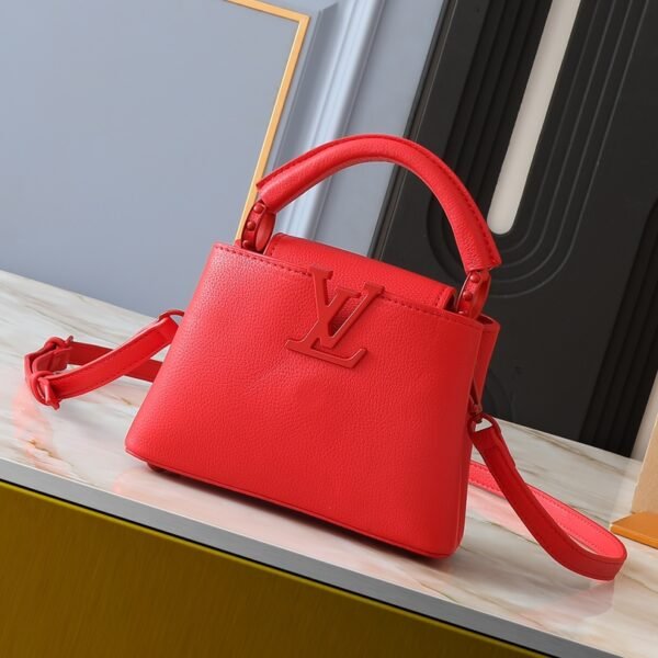 LV Capucines BB - Bag