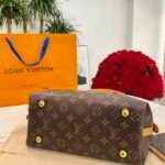 LV Neonoe Monogram – Borsa